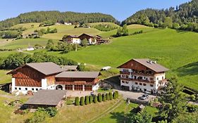 Bed And Breakfast Veltierhof Villnoess
